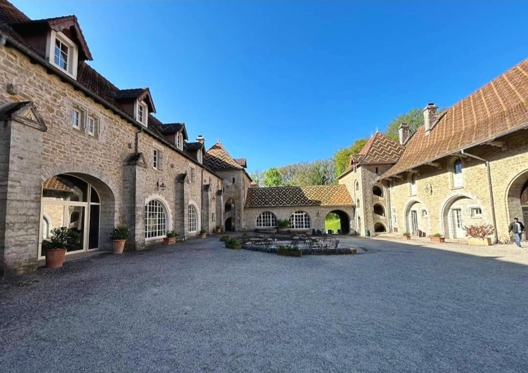 Chateau De Bournel Cubry Eksteriør billede